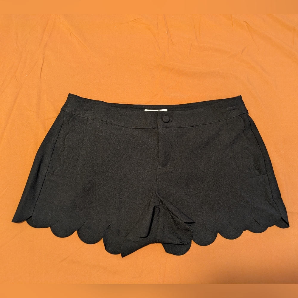 Candie's Black High Waist Scalloped Shorts